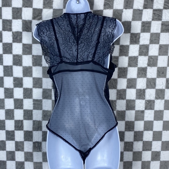 Fashion Nova love lane lace teddy L black snap crotch sheer bodysuit - Picture 3 of 4